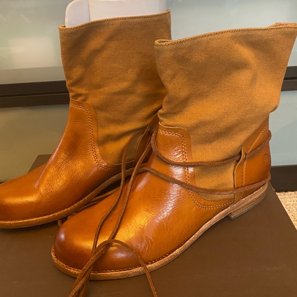 Patricia Nash SABBIA boots, NWT, size 8.5